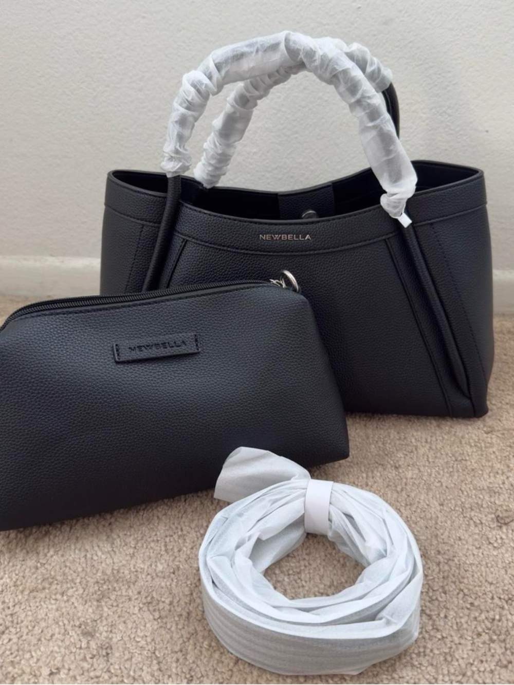 NEWBELLA Black Pebbled Leather Tote with Pouch BRAND NEW